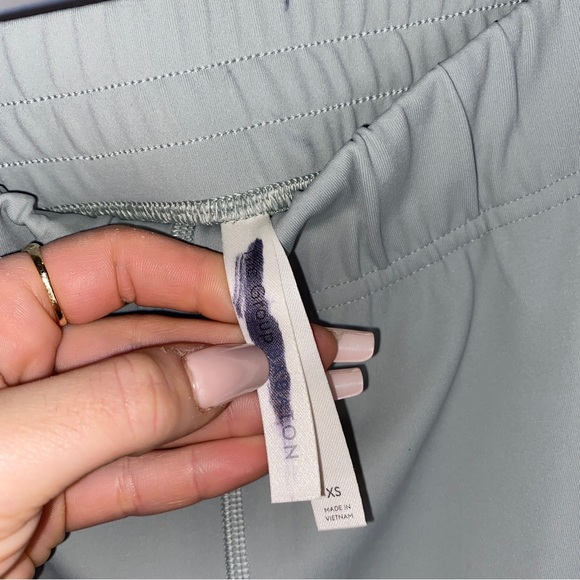 Aritzia The Group by Babaton Weekender Pant - Picture 8 of 10